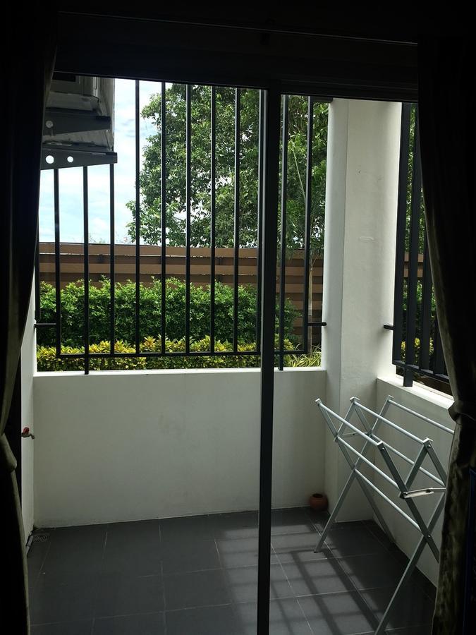 Thani Residence Csonburi Kültér fotó