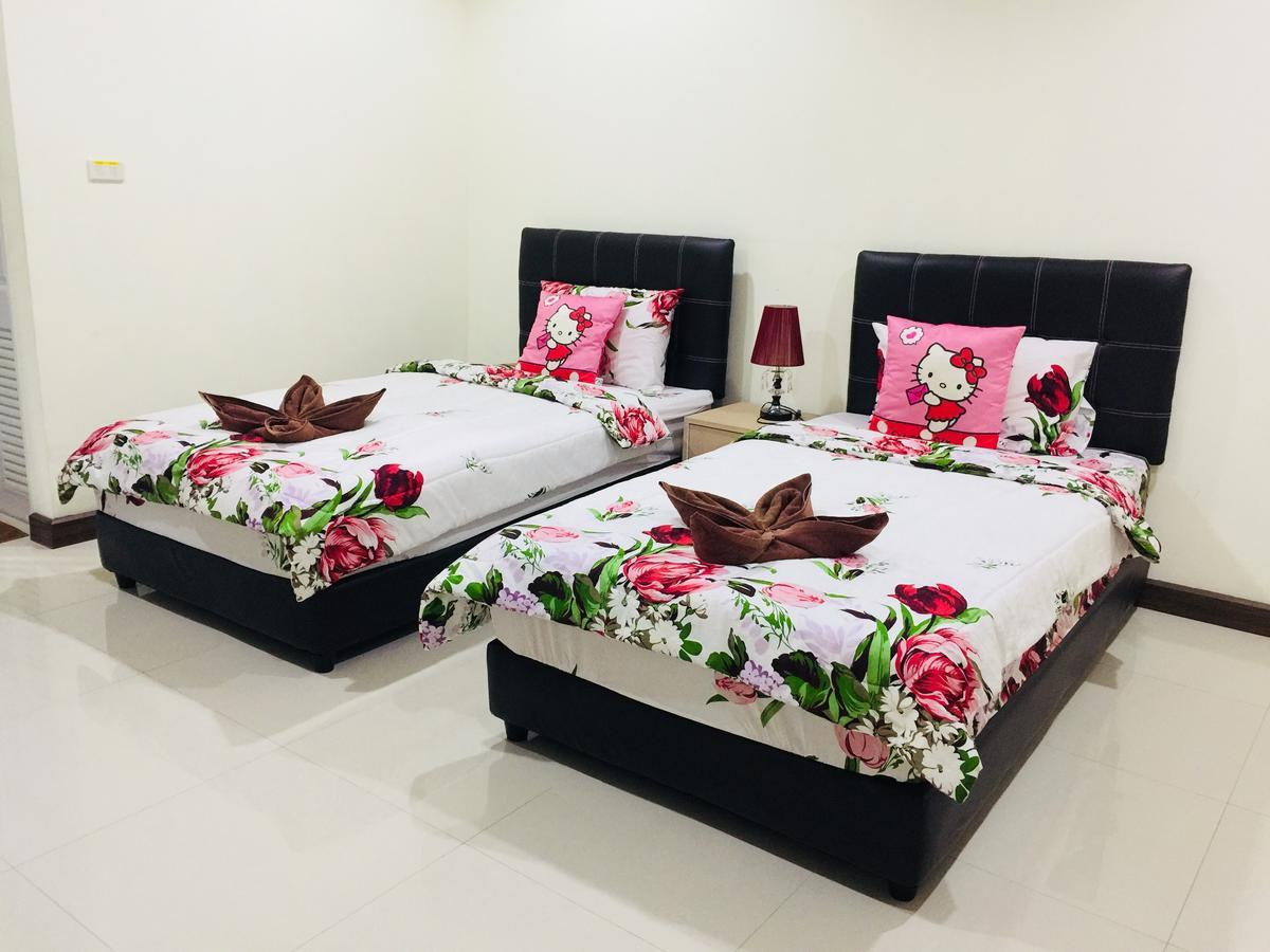 Thani Residence Csonburi Kültér fotó