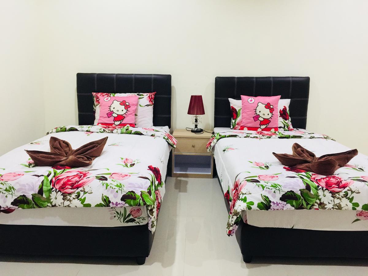 Thani Residence Csonburi Kültér fotó