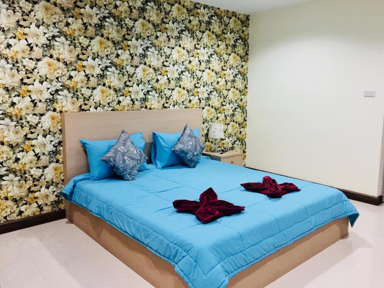 Thani Residence Csonburi Kültér fotó