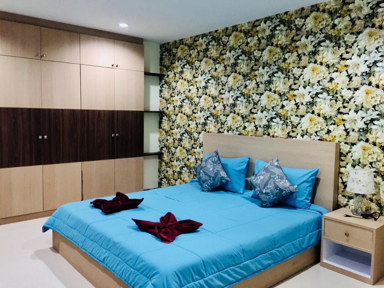 Thani Residence Csonburi Kültér fotó